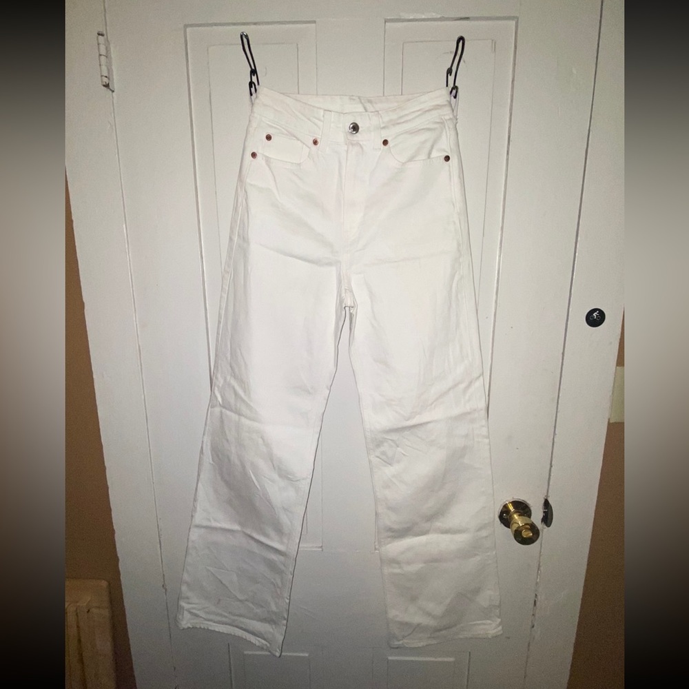 white denim jeans h&m